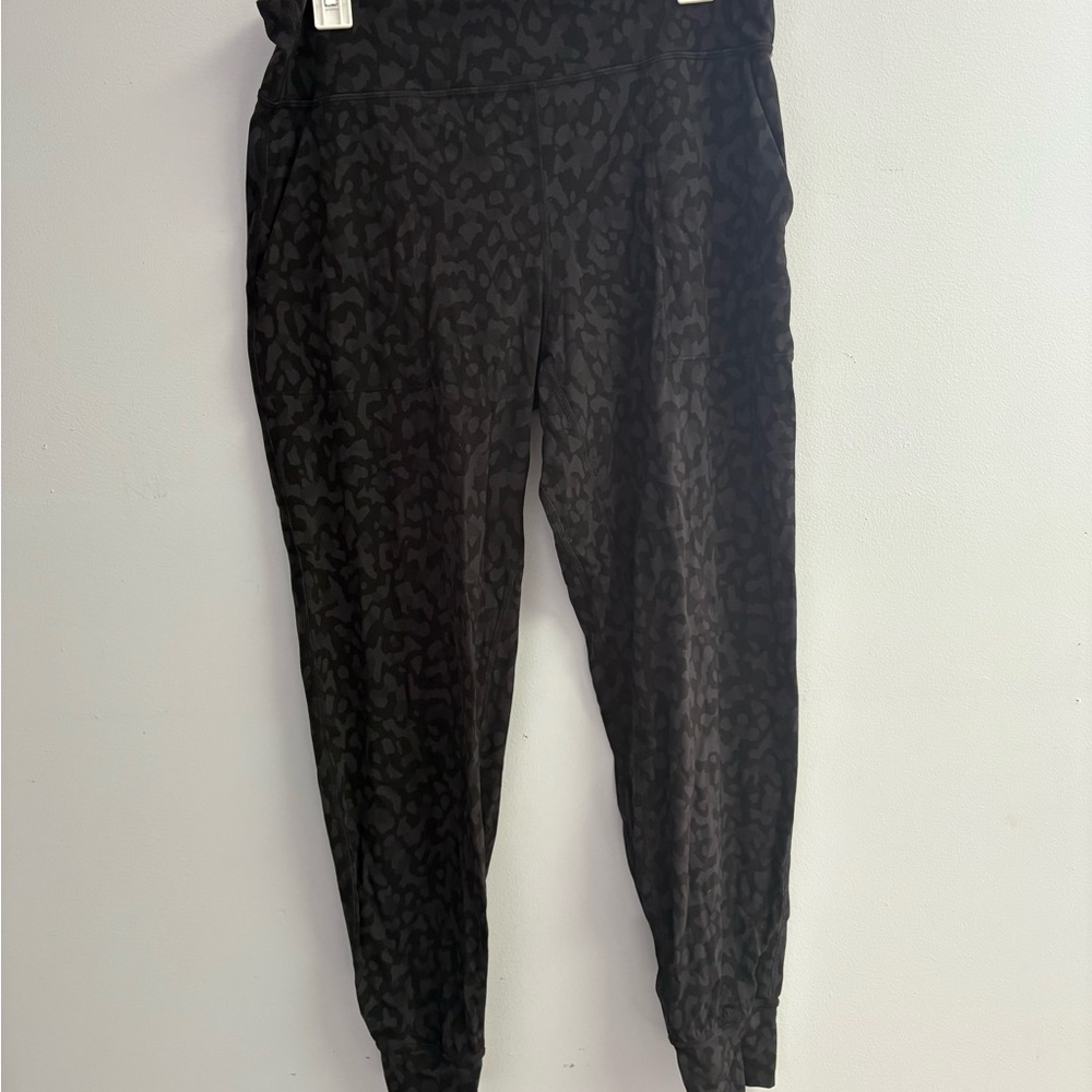 Lululemon Athletica Black Patterned Joggers